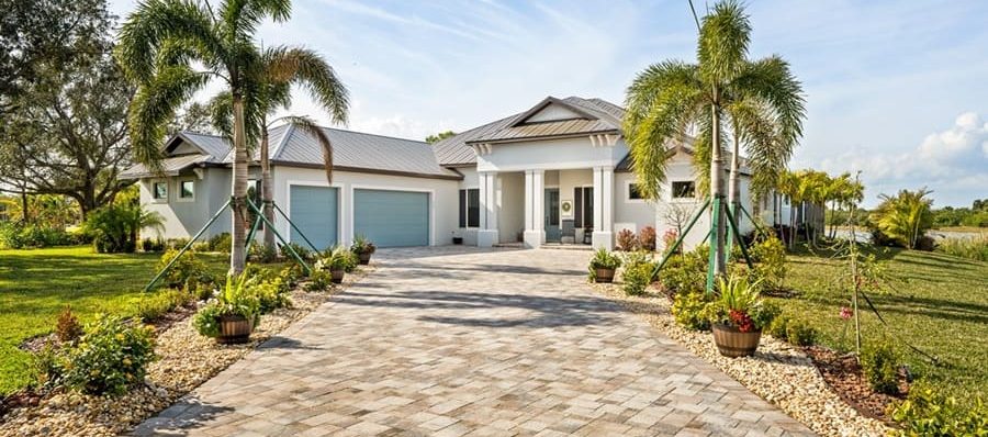 Advantages and Disadvantages of Driveway Pavers